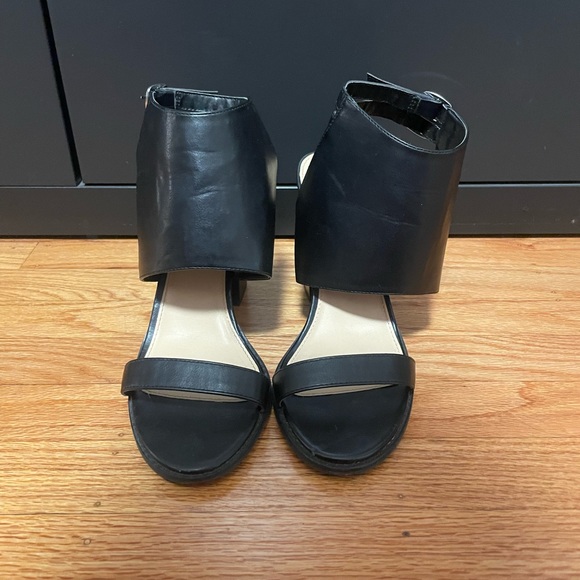 Chunky Sandals - Picture 4 of 5